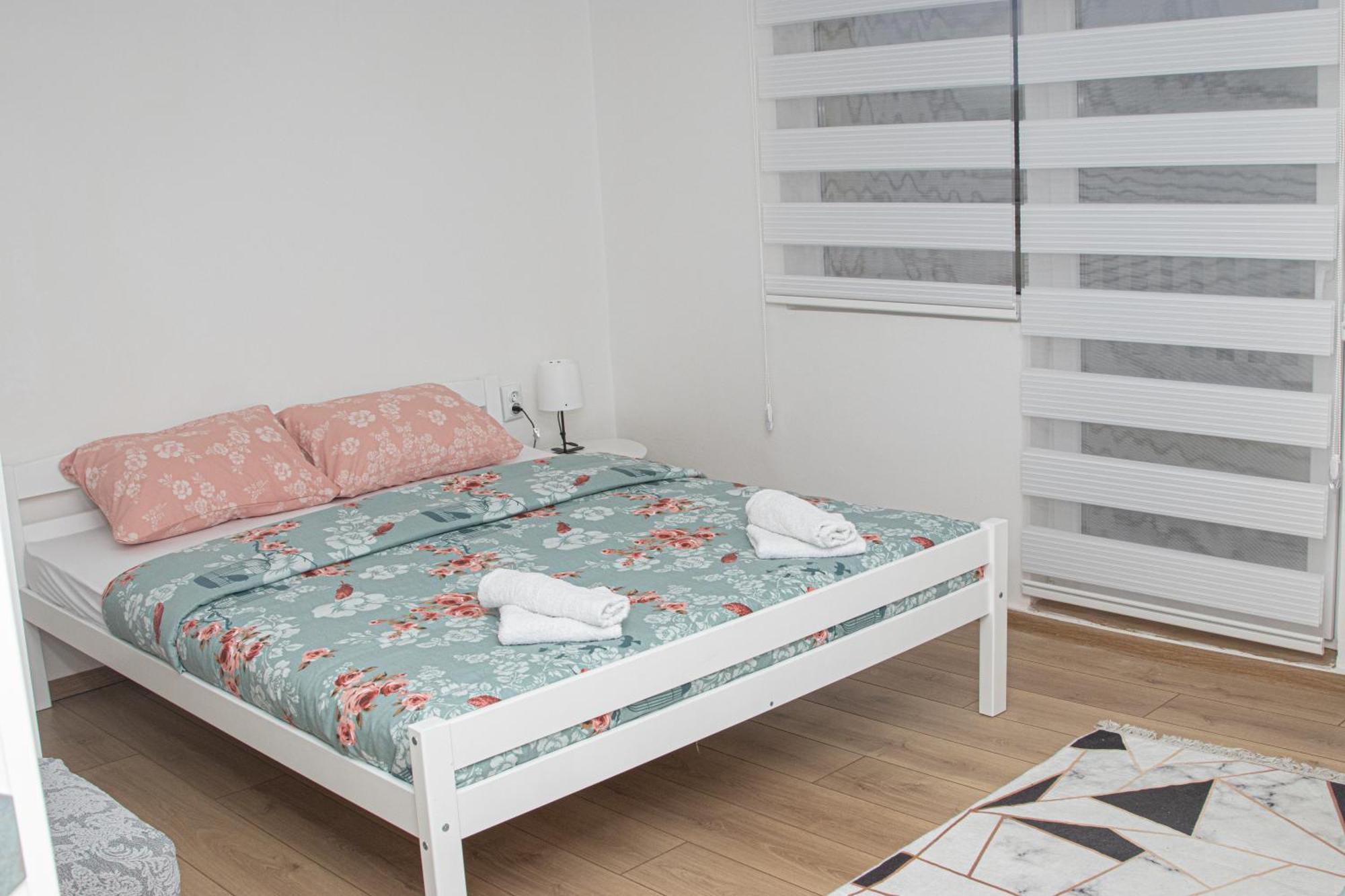 Apartment Forever トゥズラ エクステリア 写真